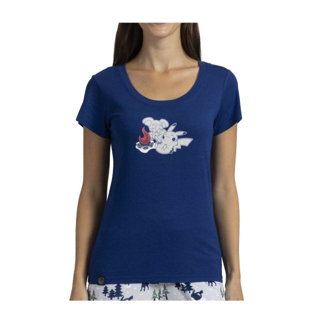 Cozy Campfire Friends Scoop Neck T-Shirt - Women