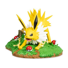Skillful Strategy with Jolteon Evolving Personalities Figure