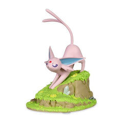 Sunny Stretch with Espeon Evolving Personalities Figure