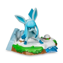 An Afternoon with Eevee & Friends: Glaceon Figure by Funko