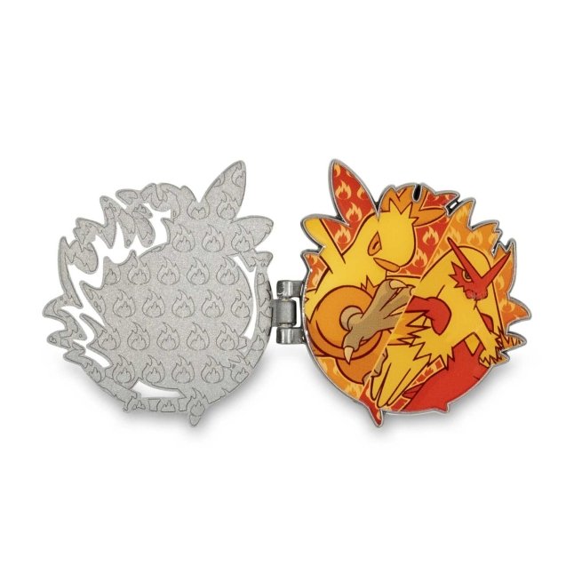 Torchic, Combusken & Blaziken Evolution Pokémon Pin